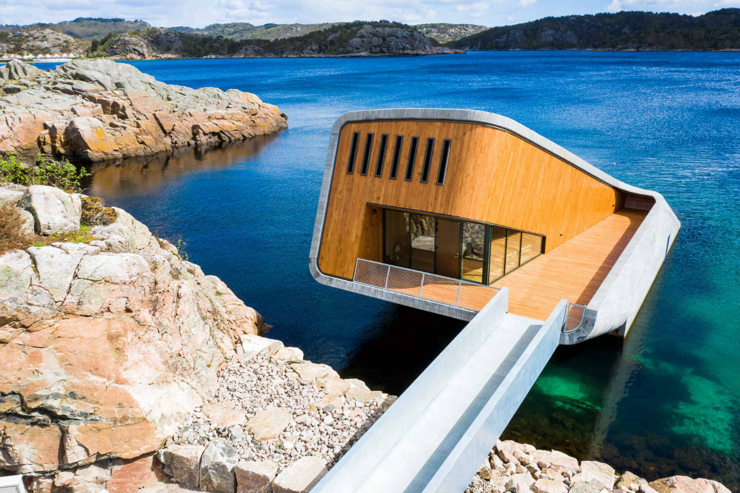 Europes First Underwater Restaurant Opens In Norway