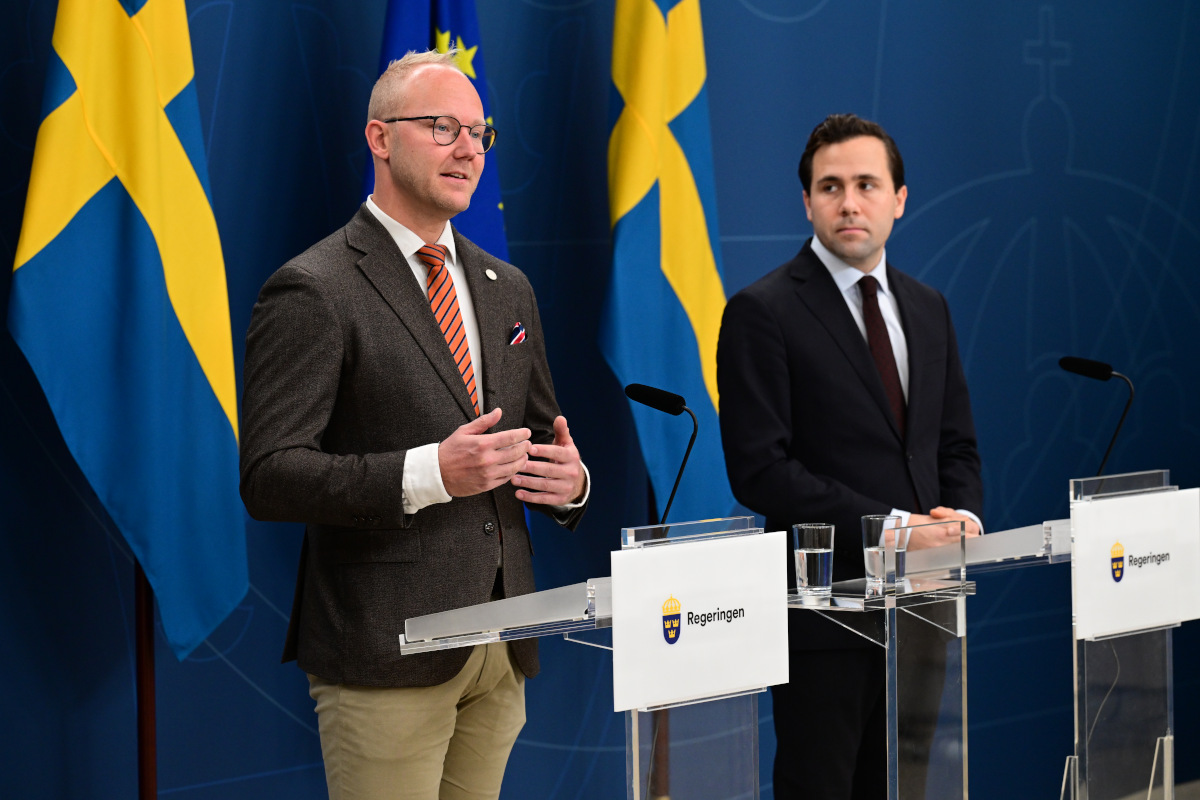 Sweden links development aid to its plan to curb immigration