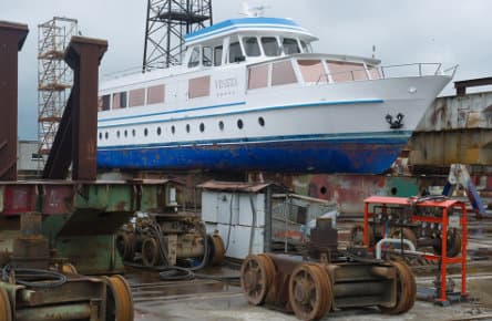 honecker yacht