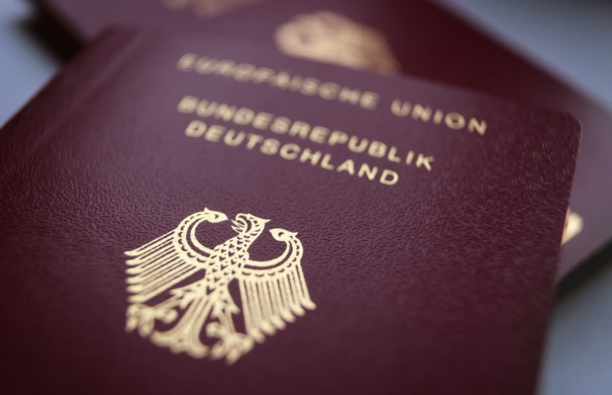 REVEALED: The citizenship waiting times and backlogs in major German cities
