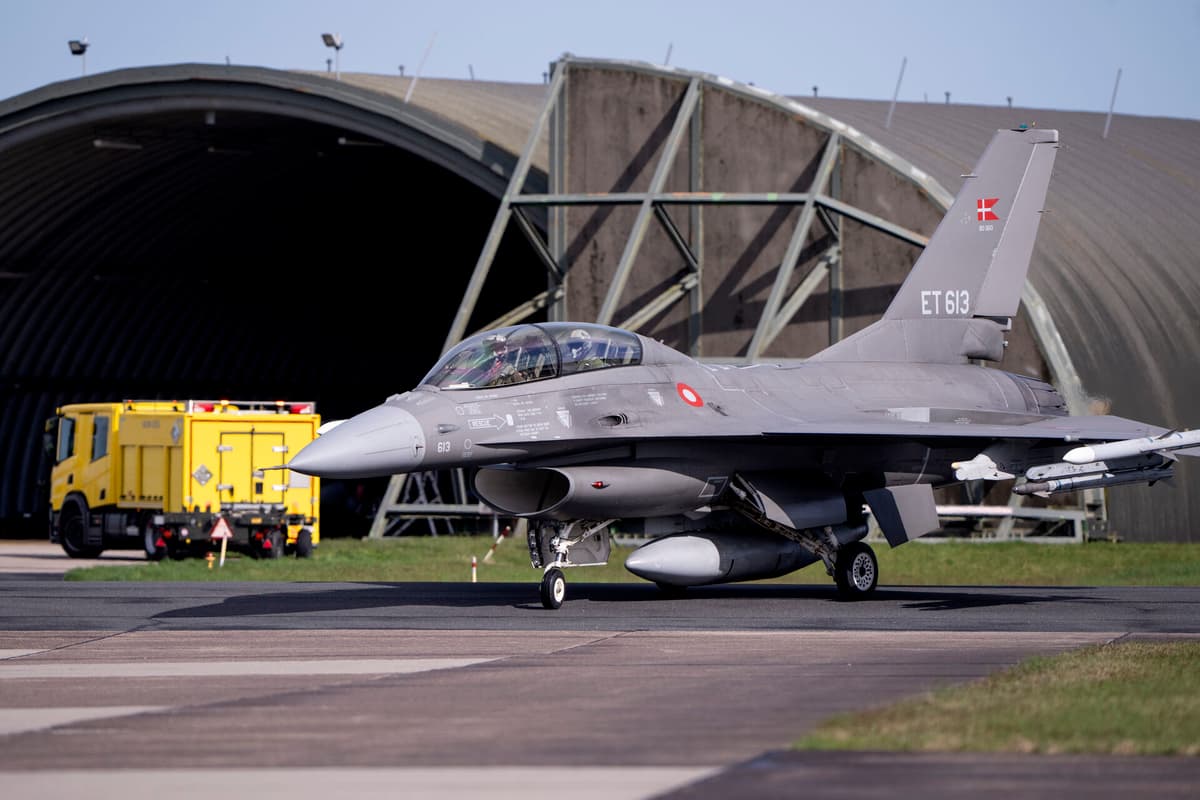 Denmark to stop training Ukrainian F-16 pilots