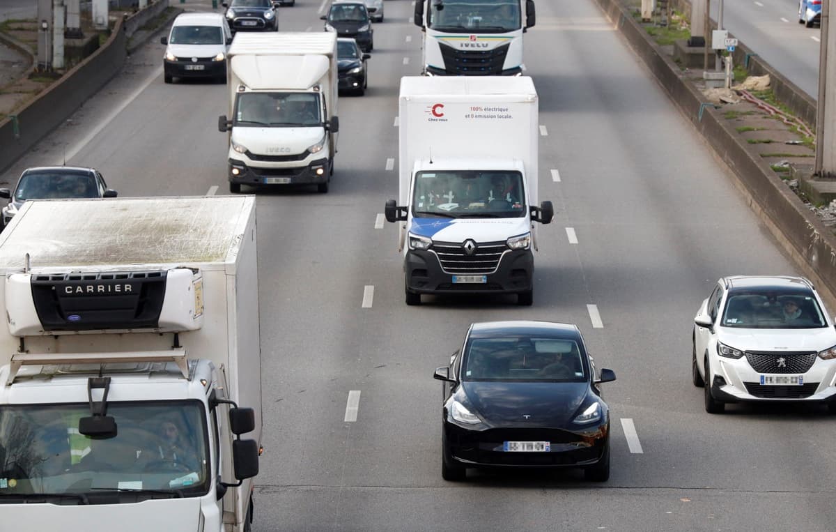 How Paris’s Olympic carpool lanes will work