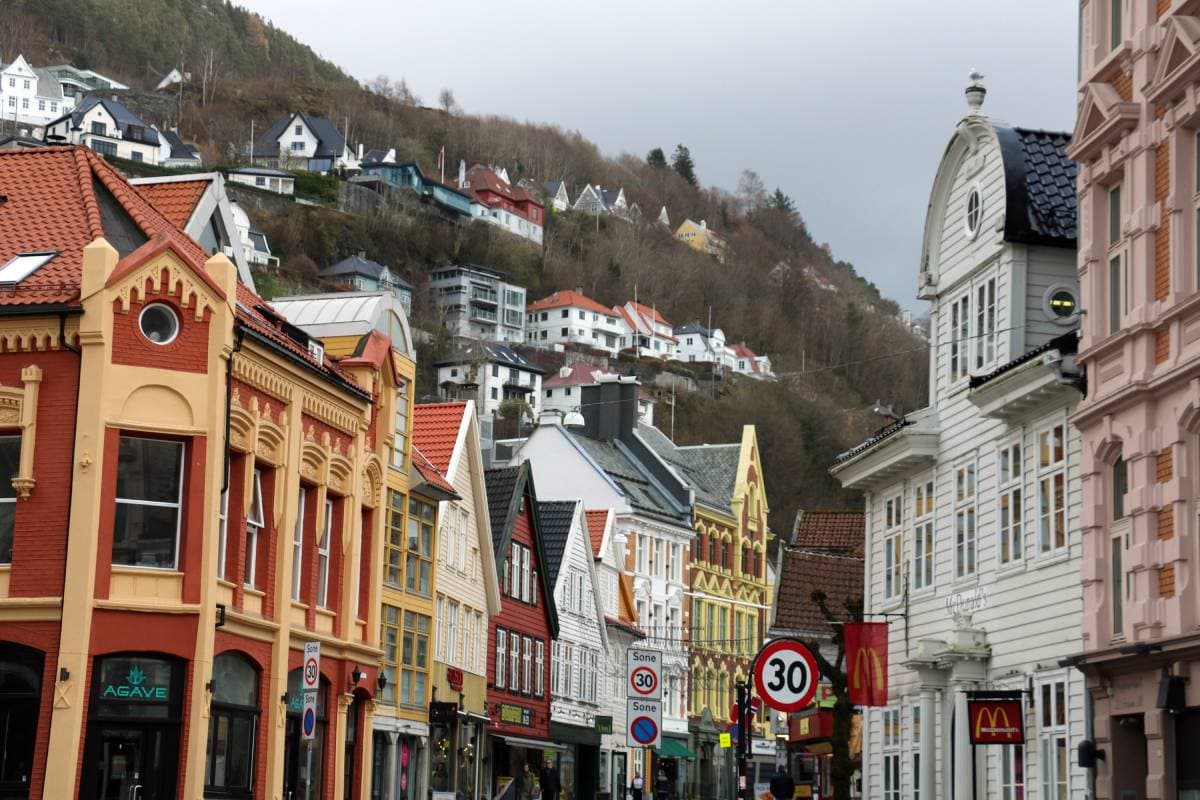 Teen girls in Bergen