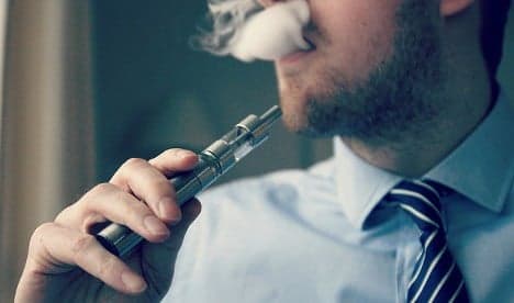 France advised to ban e cigs in cafes and restaurants