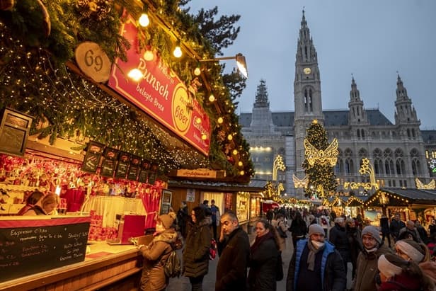What are the best Christmas markets in Austria according to the locals?