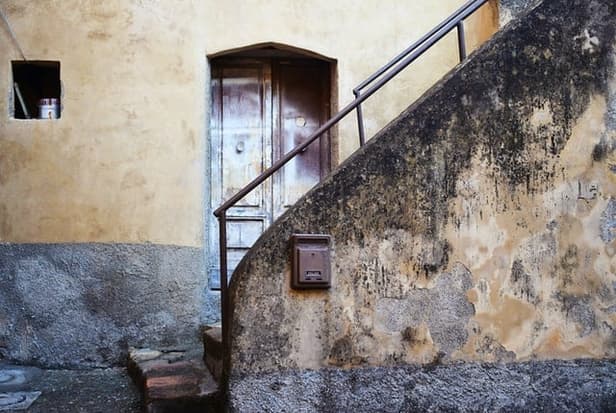 Five pitfalls to watch out for when buying an old house in Italy