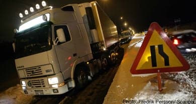 Snow storms cause chaos on Sweden's roads