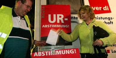 Verdi workers vote on Deutsche Post strike