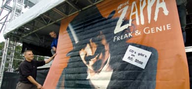 Zappa's widow sues German fan club
