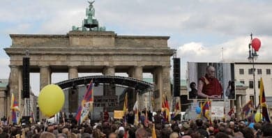 China warns Germany over Dalai Lama visit