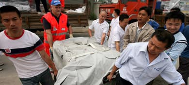 German hospital unit treats China earthquake victims