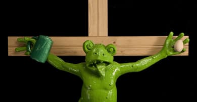 German crucified frog sculpture upsets Italy