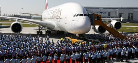 Emirates Airlines buys 60 Airbus planes