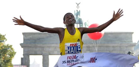 Gebrselassie breaks world record at Berlin marathon