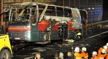 Police probe deadly autobahn bus fire