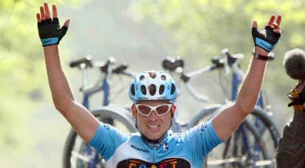 Cyclist Ullrich swears oath he didn't dope