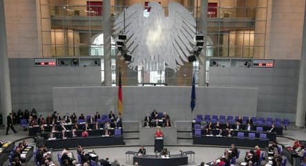 Merkel calls for joint EU approach to crisis
