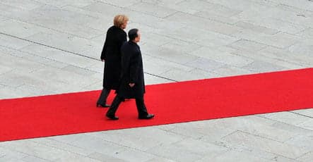 Berlin vows to combat crisis with Beijing