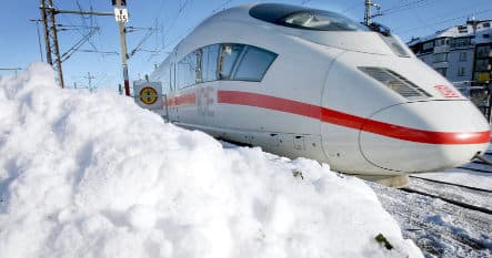 Deutsche Bahn ICE train brakes freeze