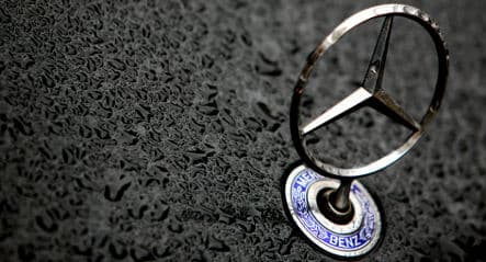 Daimler warns rough ride ahead in 2009