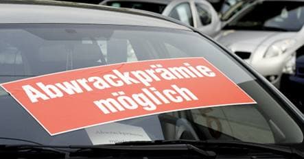Germans buying cars despite recession