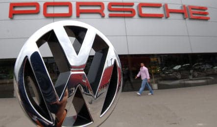 VW mulling reverse takeover of Porsche