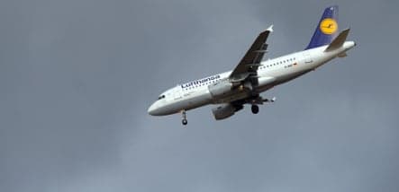 Lufthansa reports first-quarter loss