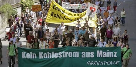 Thousands demonstrate against coal plant in Mainz