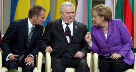 Merkel honours Polish freedom struggle and Tiananmen victims