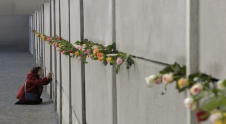 Tragic Berlin Wall tunnel heroes honoured