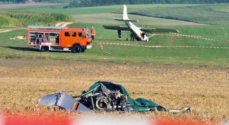 Six dead in two dramatic air accidents