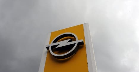 Berlin pressures GM on Opel decision