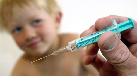Government should give special vaccine to at risk groups, medical authority says