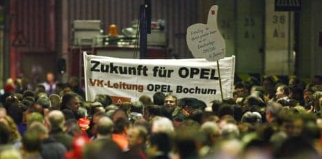 Opel workers reject GM job cut plans