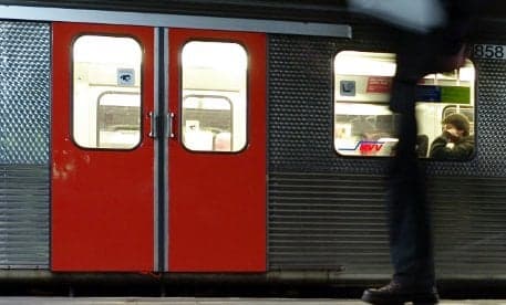 Teens beat man with club in Munich S-Bahn