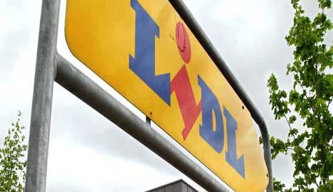 Discounter Lidl recalls tainted cheese