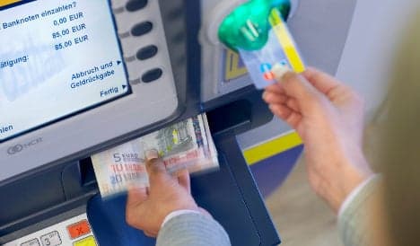 Technical glitch kills German bank cards