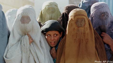 Reinfeldt: no burqa ban in Sweden