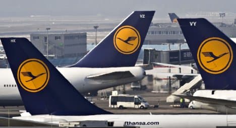 Lufthansa sets up emergency plan for strike