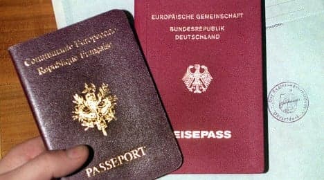 Three states present draft law for dual citizenship