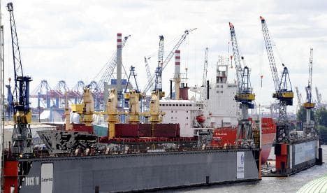 Politicians call on government to save German shipbuilding
