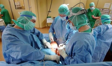 Faulty hip implants force hospital to redo 200 surgeries