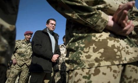 Guttenberg moots overhaul of military