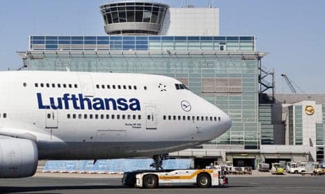 Lufthansa forecasts higher profits for 2010