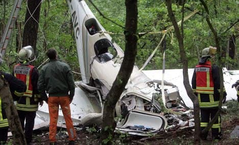 Four dead after small plane crash in North Rhine-Westphalia