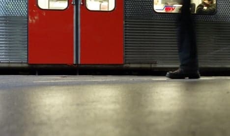 Teen fatally stabbed in Hamburg S-Bahn station