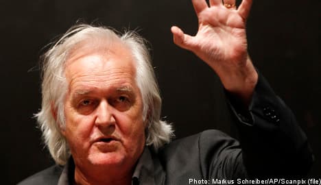Mankell's bag returned - with women's clothes