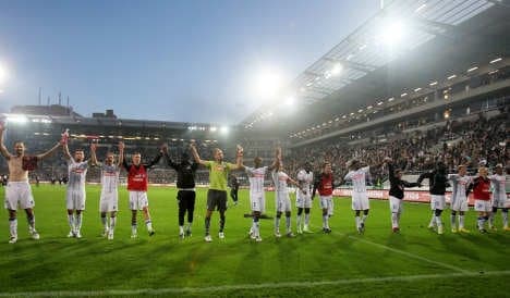 Hoffenheim tops league after besting St. Pauli