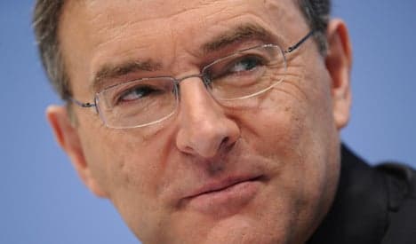 BMW extends chairman Reithofer's contract to 2016