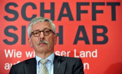Bundesbank backs Sarrazin's dismissal